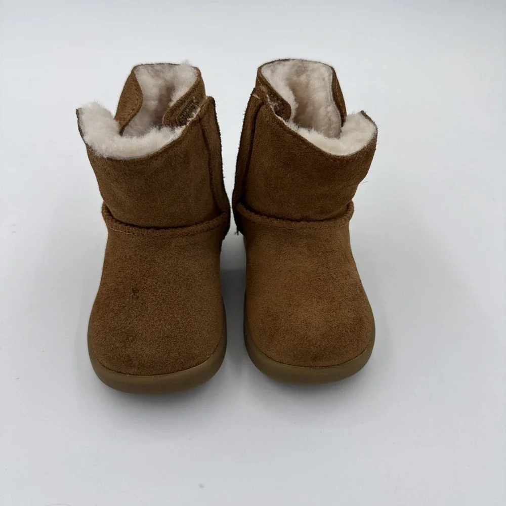 UGG Keelan Classic Brown Suede Baby Bootie Hook & Loop US 04/05 M